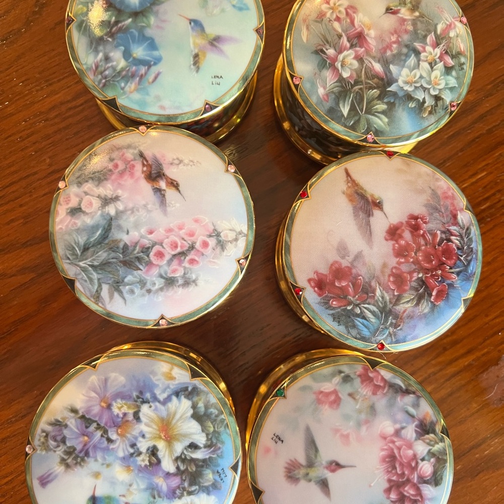 Set of six numbered hummingbird music boxes